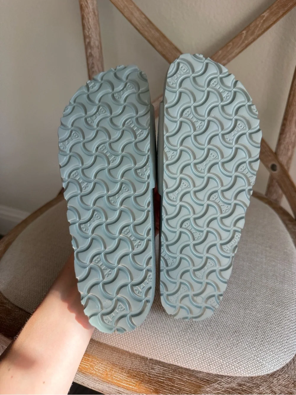 Birkenstock Single-Buckle Slide Sandals in Light blueish Gray